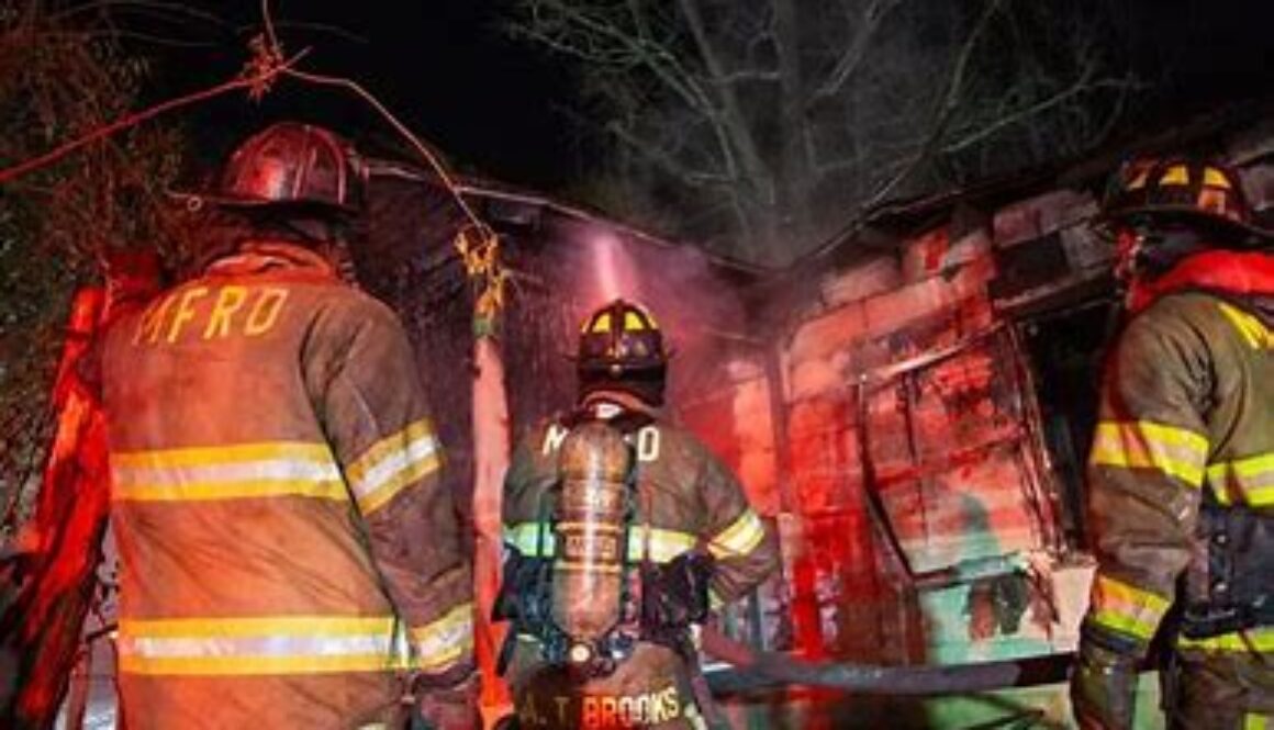 1 Injured, Home Heavily Damaged in Mobile Fire
