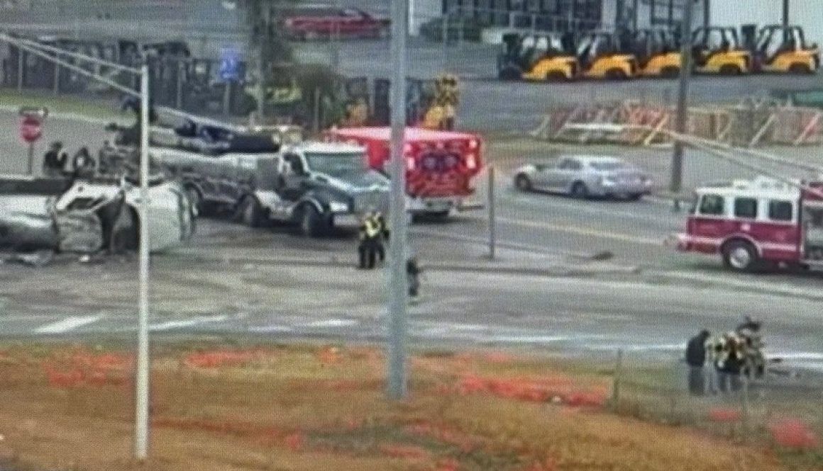 Mobile Fire-Rescue Department Responds to Hazmat Incident