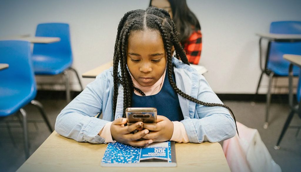 Alabama Lawmakers Back Statewide Cell Phone Ban in Schools