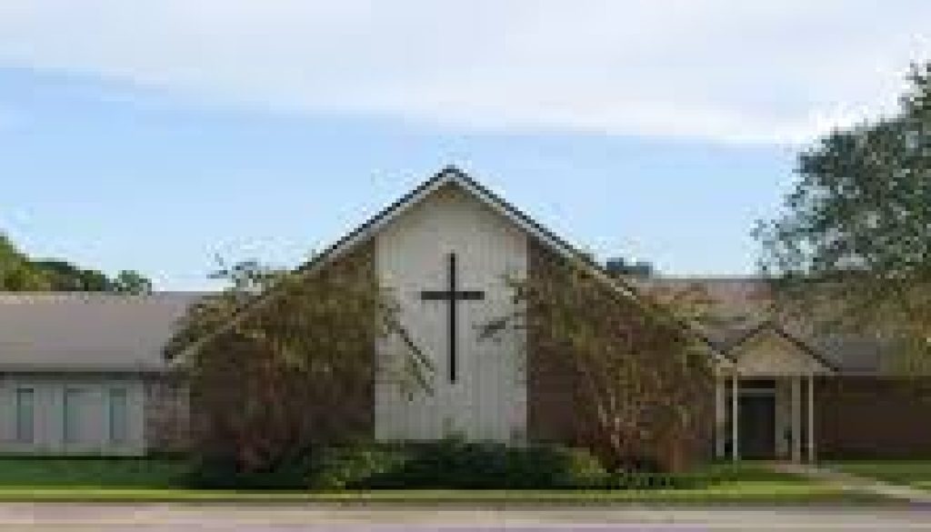 Mail Truck Inolved in 2-Vehicle Wreck in Fairhope