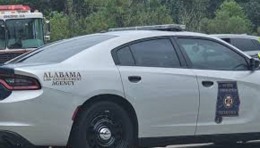 Daphne Wreck Injures Person on I-10