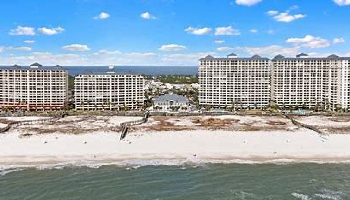 Smoke Poured Into Beach Club Towers-Left Without Power