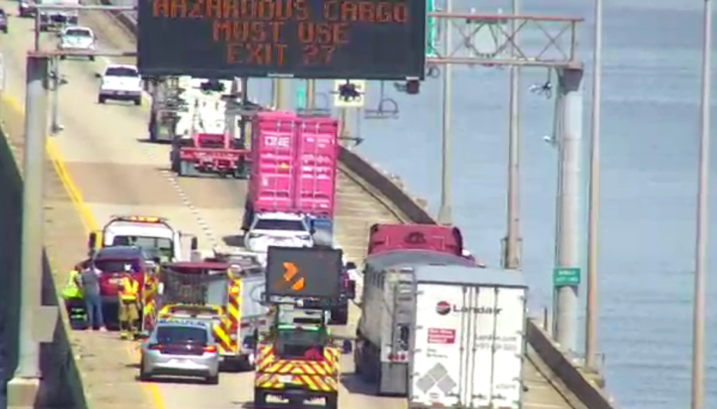 Two I-10 Wrecks Slow Traffic -Cause Minor Injuries
