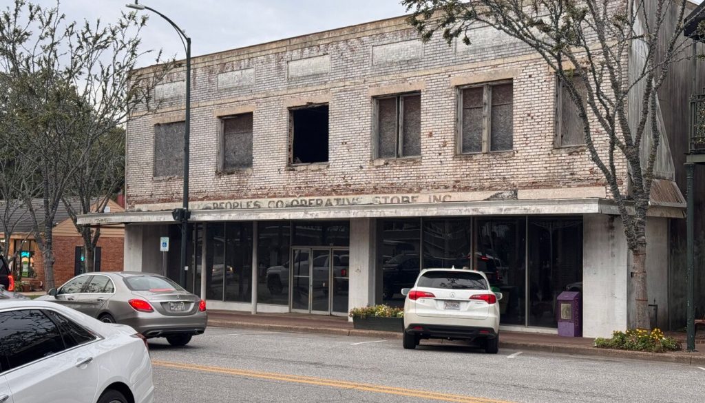 Fairhope Issues Demolition Permit For The Old Hardware Store