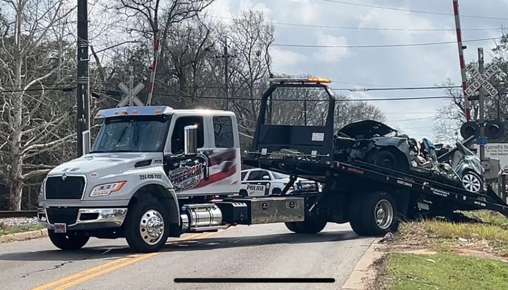 UPDATE: Mother and Child Dies After Train Collides With Vehicle Near Bellingrath
