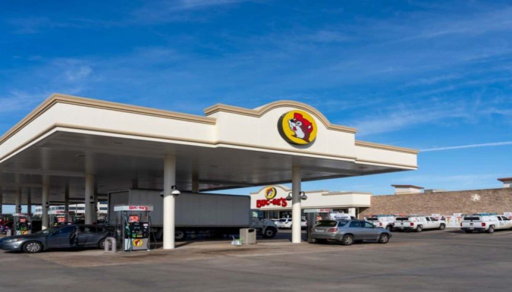 New Signs at Some Buc-ee’s Gas Pumps Spark Debate