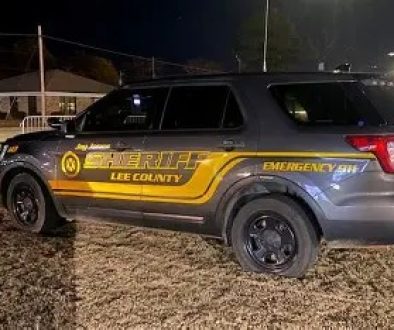 Lee County Deputy Shot Serving Warrant-Suspect is Dead