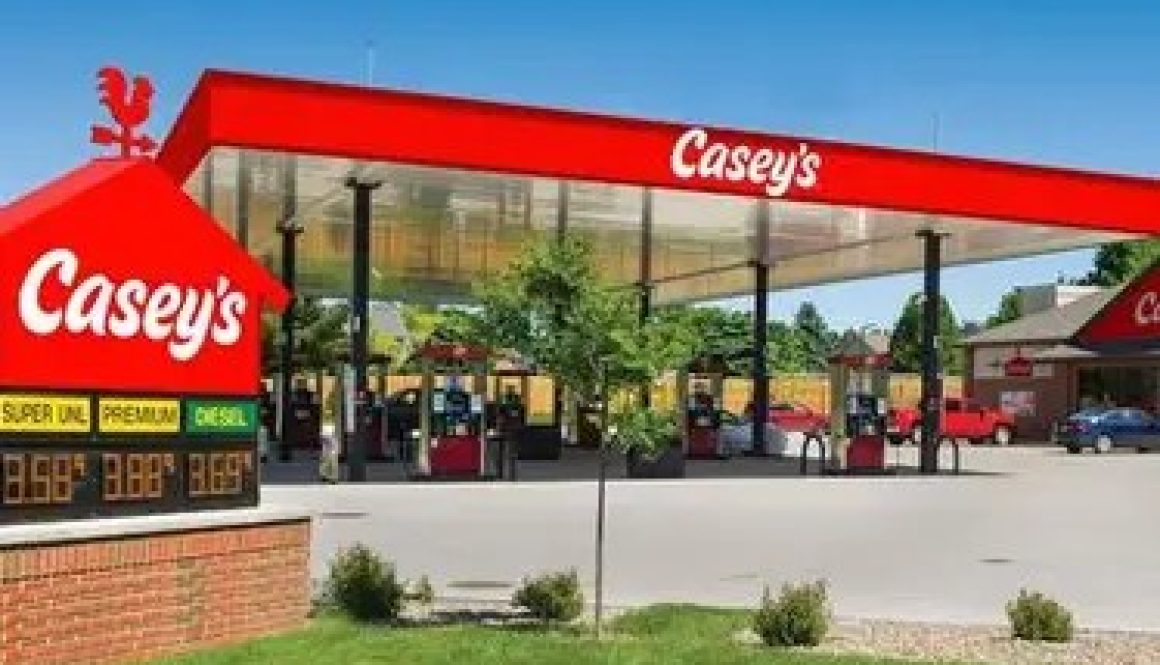Casey’s Pizza and Convenience Stores Are Moving In