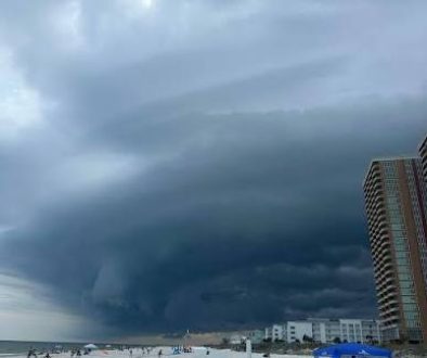 Strong Winds Push Boat Over Dumping 4 People Into the Water