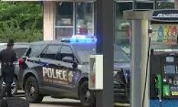 2 Dead-2 Others Shot at Alabama Gas Station