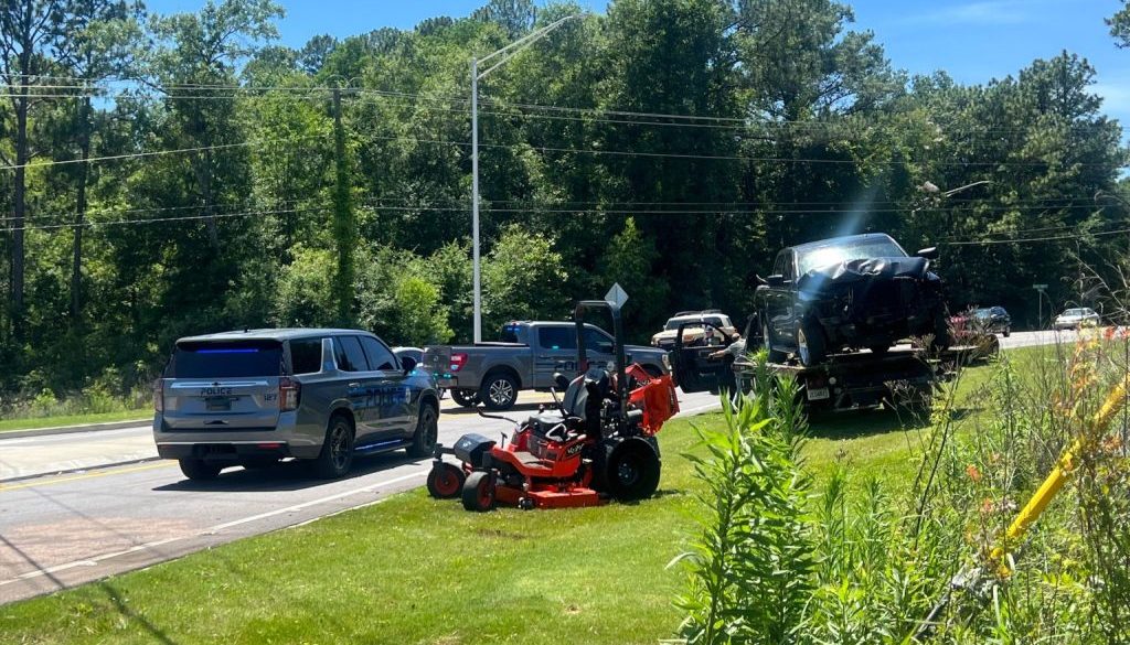 City of Semmes Employee Injured After Truck Crashes Into His Lawnmower