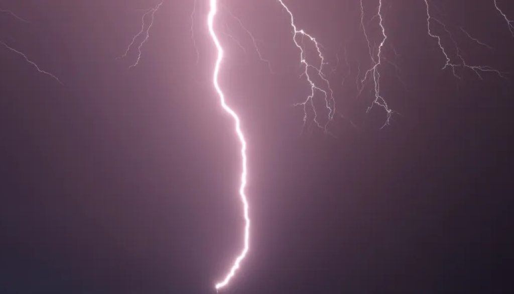 Florida Beachgoer Killed by Lightning on 4th of July