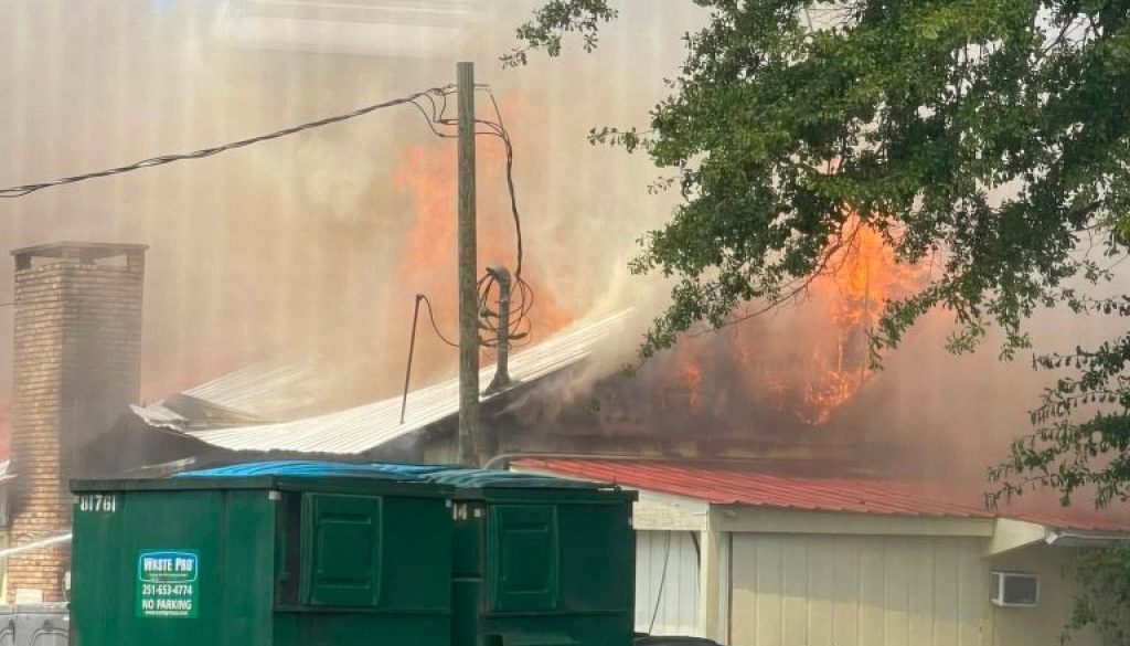 Fire Quickly Devours Iconic Bay Minette Restaurant