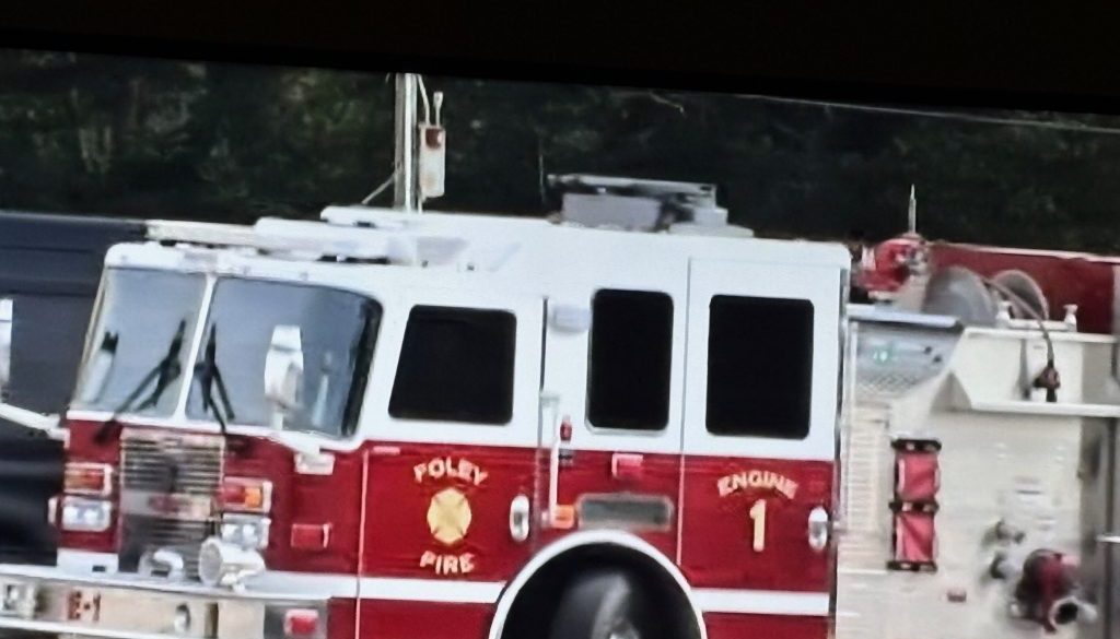 Foley Firefighters Quickly Extinguish Structure Fire