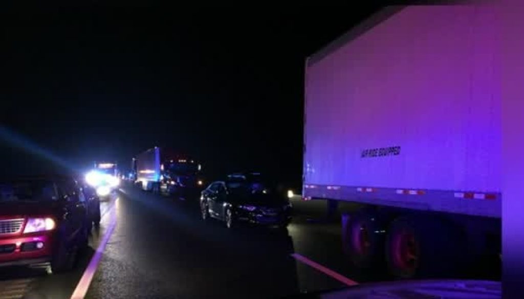 Late Night Wreck on I-10 Closes Roadway