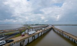 Vehicle Lands in the Mobile Bay After Wreck
