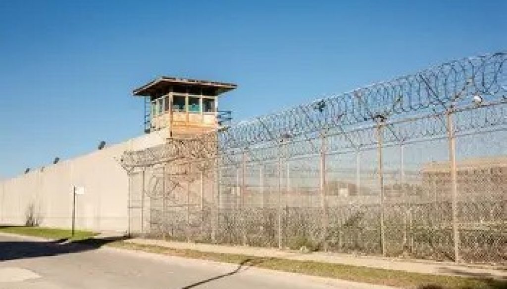 Convicted Felon Sentenced to Prison on Gun Charge