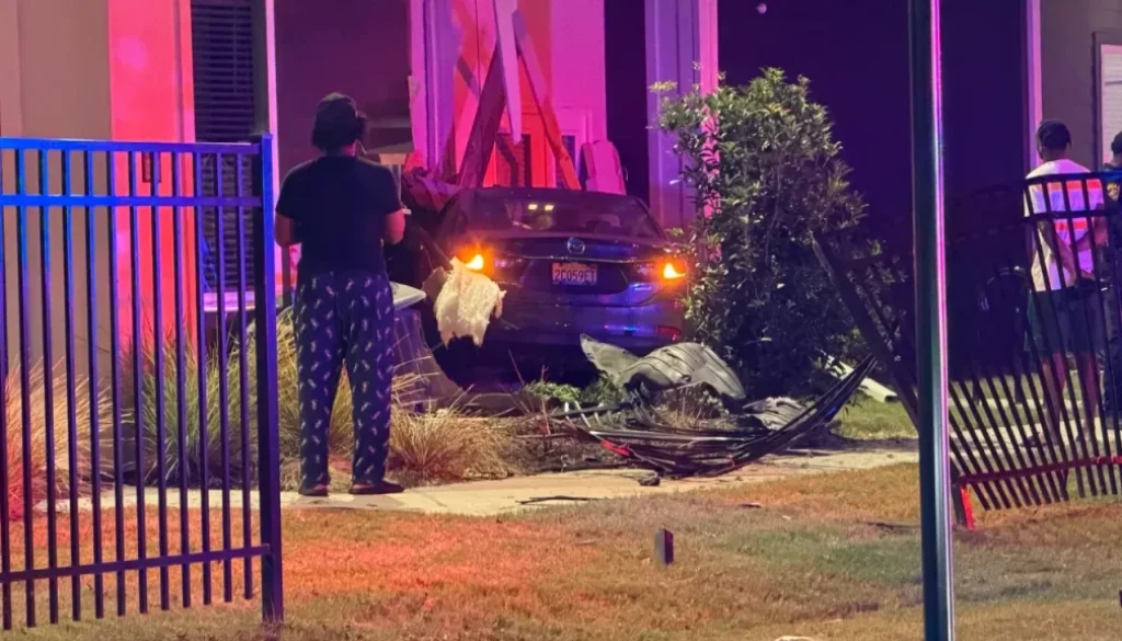 Vehicle Crashes Into Mobile Apartment Building