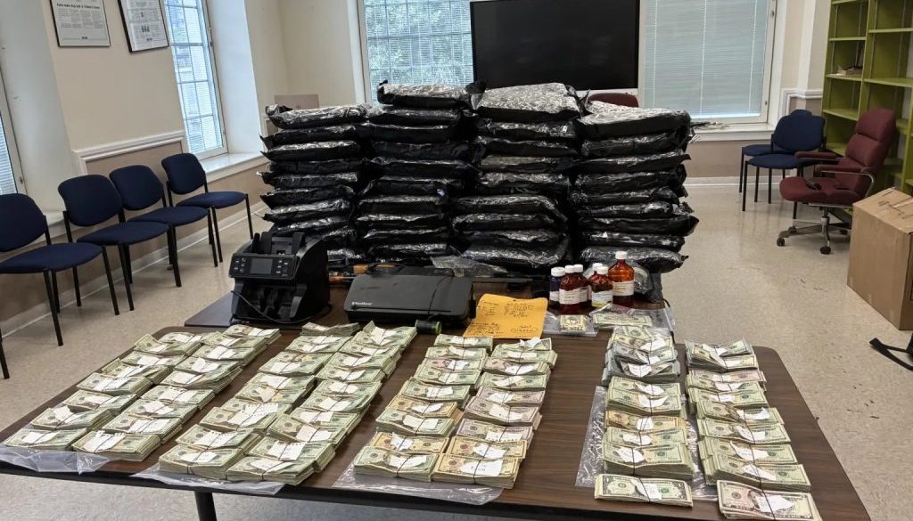 Huge Drug Bust in Mobile Nets Over 1.6 Million in Drugs and Cash