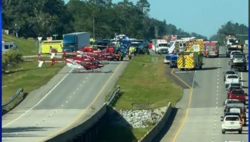 Two Persons Critically Injured in Baldwin Beach Express Wreck