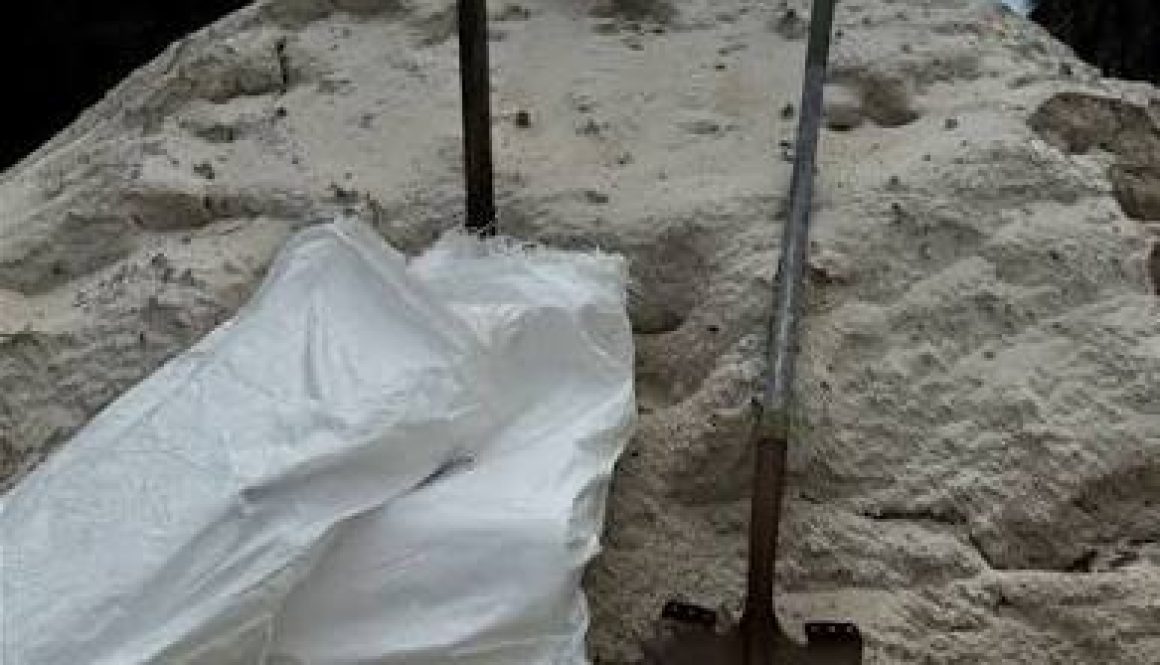 Foley Opens Sandbag Station Ahead of Weekend Rains